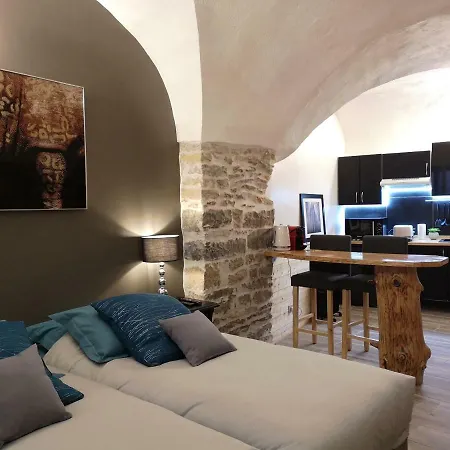 La Place Zen - Free Wifi - Center * Nimes